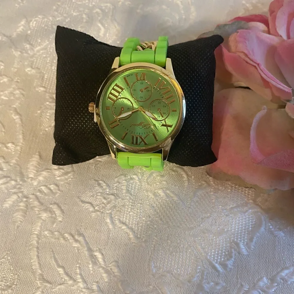 🥀Women’s Dgjud Silicone Roman Numeral Chained Watch
